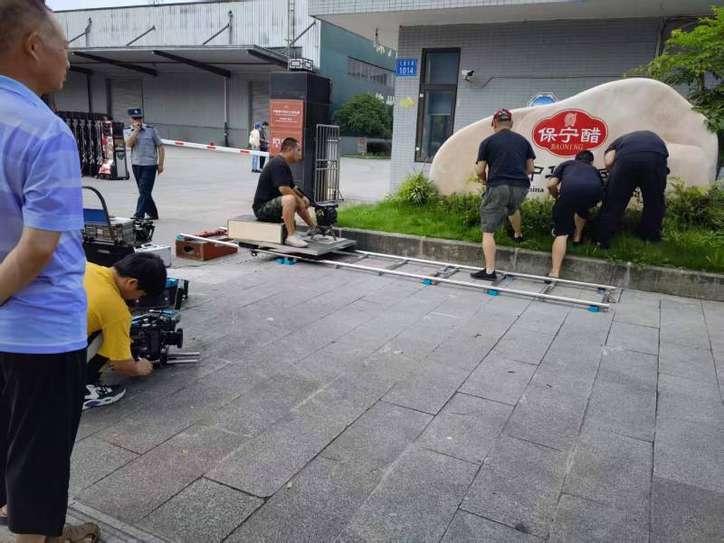 双柏县广告片拍摄公司核心优势：全流程服务，让品牌广告片省心更出彩
